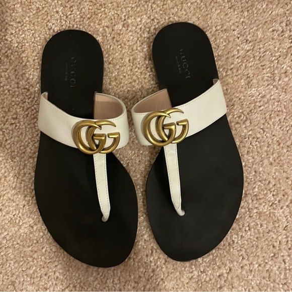 Womens Gucci Leather Thong Sandal with Double G - Picture 4 of 10